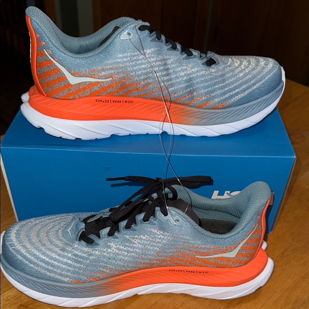 Hoka Mach 5